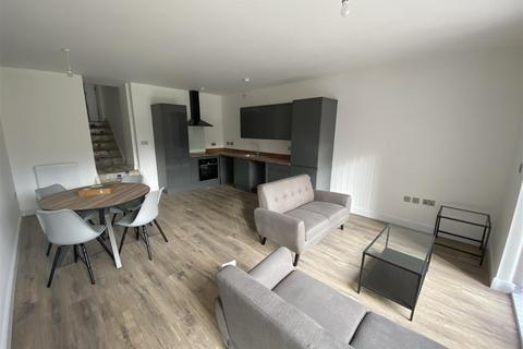 2 bedroom apartment to rent, Park Terrace, Waterloo, Liverpool