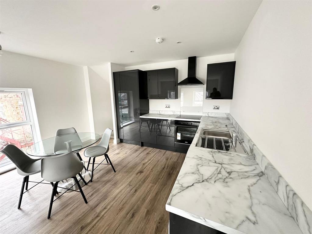 Kitchen Dining Area