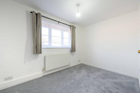 2 bedroom house to rent, Langton Road, Cricklewood, London, NW2