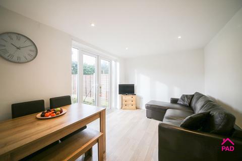 16 Bentham Road, Culcheth, Warrington, WA3 5EQ