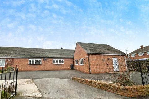 2 bedroom bungalow for sale, Pond Street, Great Gonerby, NG31