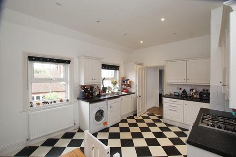 2 bedroom apartment for sale, Saffrons Road, Eastbourne BN21