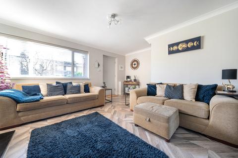 15 Bay Tree Close, Patchway, Bristol, BS34 5EU
