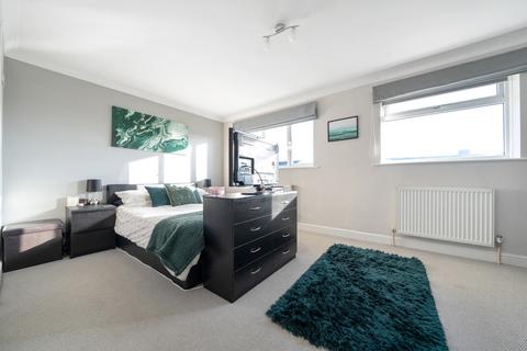 15 Bay Tree Close, Patchway, Bristol, BS34 5EU