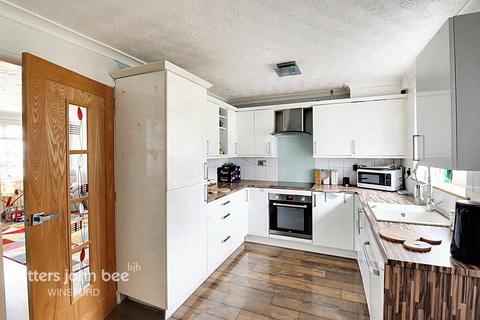 27 Barnbrook Close, Winsford, CW7 2TW