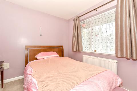 2 bedroom maisonette for sale, Quarry Hill Road, Tonbridge, Kent