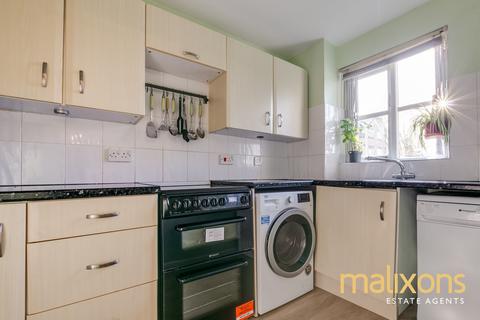 1 bedroom flat for sale, London CR4