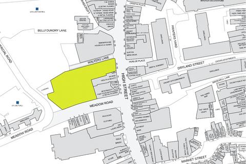 Retail property (high street) to rent, High Street, Kettering, Northamptonshire, NN16