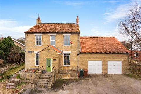 4 bedroom detached house for sale, Wilton Road, Thornton Le Dale YO18