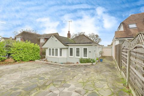 3 bedroom detached bungalow for sale, Kiln Road, Benfleet, SS7