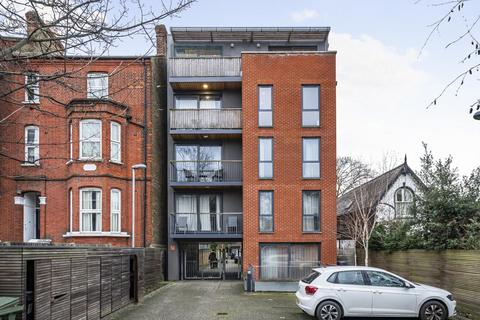 2 bedroom flat for sale, Kings Avenue, Clapham