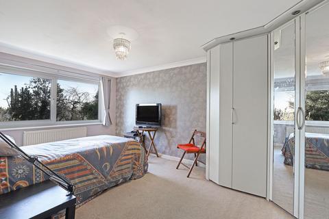 3 bedroom semi-detached house for sale, St John's Court, Buckhurst Hill, IG9