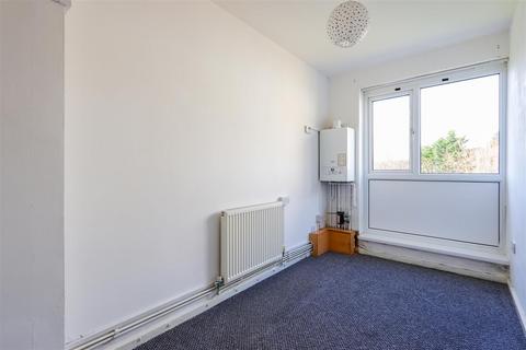 1 bedroom flat for sale, St. Nicholas Close, Barry