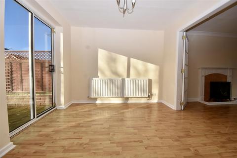 3 bedroom end of terrace house for sale, Forest Road, Pickering YO18