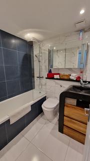 1 bedroom flat for sale, Burnham Close, London SE1