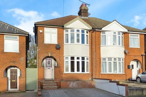 3 bedroom semi-detached house for sale, Dales View Road, Ipswich, IP1