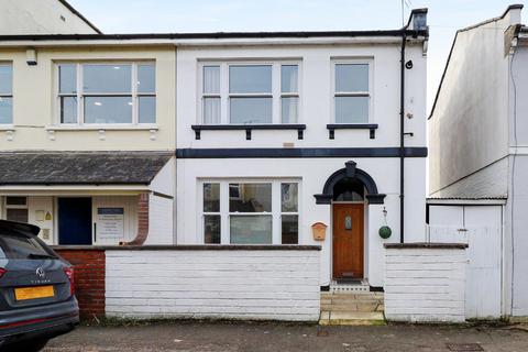 3 bedroom end of terrace house for sale, St. Annes Terrace, Cheltenham