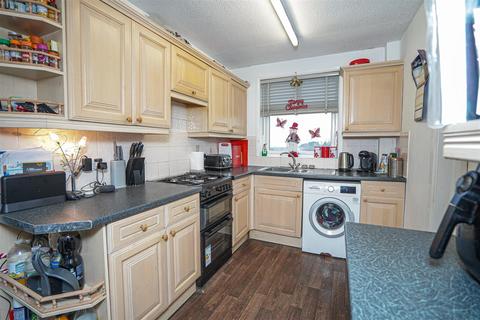 4 bedroom semi-detached house for sale, Churchill Way, Northam, Bideford