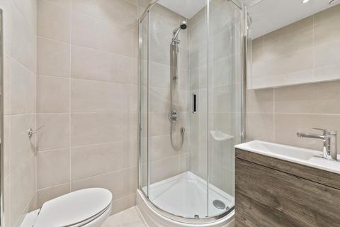 2 bedroom flat to rent, Sloane Court West, London, SW3