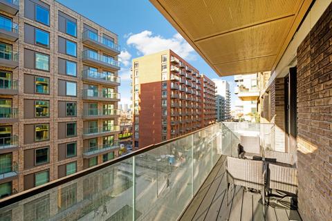 1 bedroom apartment for sale, John Cabot House, Royal Wharf, E16