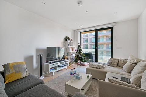 1 bedroom apartment for sale, John Cabot House, Royal Wharf, E16