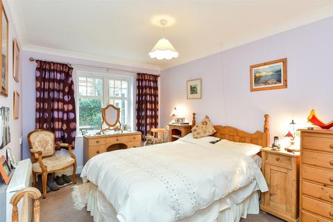 2 bedroom ground floor flat for sale, Wordsworth Road, Worthing, West Sussex