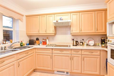 2 bedroom ground floor flat for sale, Wordsworth Road, Worthing, West Sussex