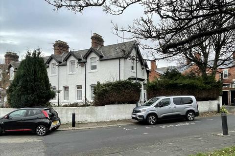 5 bedroom terraced house for sale, Cauldwell Avenue, South Shields