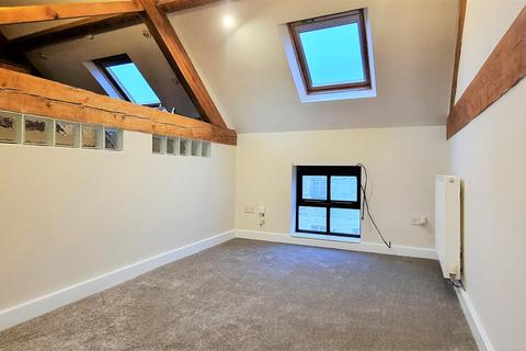 2 bedroom apartment to rent, Hereford HR4