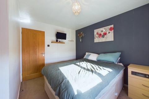 59 Jenner Crescent, Northampton, NN2 8NB