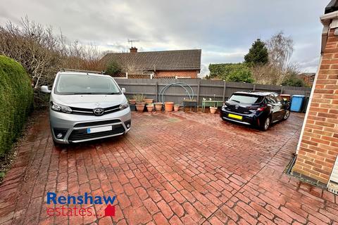 5 bedroom detached house for sale, Heathfield Avenue, Ilkeston, Derbyshire