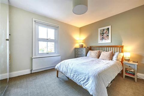 2 Trinity Way, Bishop's Stortford, CM23 3UB