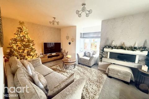 19 Greystone Square, Wouldham, Rochester, ME1 3FP