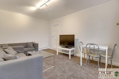 1 bedroom flat to rent, Shoot Up Hill, Kilburn NW2