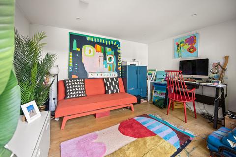 92 Liddell Gardens, London, NW10 3QE