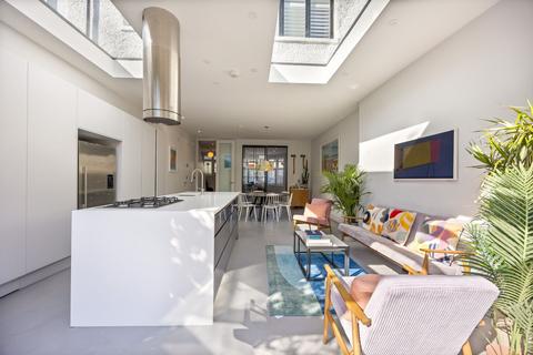 92 Liddell Gardens, London, NW10 3QE