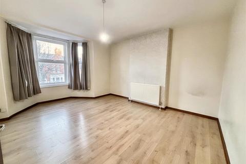 1 bedroom flat to rent, Park Road, Peterborough