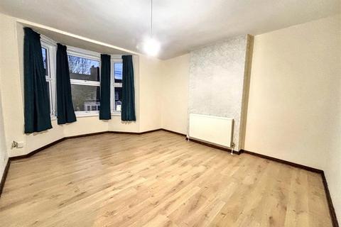 1 bedroom flat to rent, Park Road, Peterborough