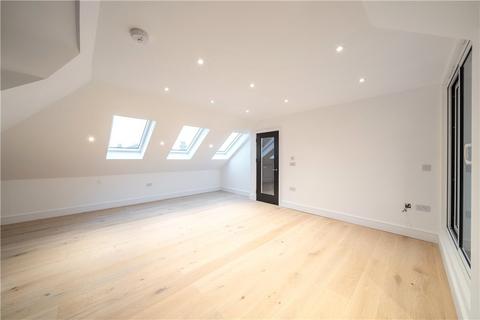 2 bedroom apartment for sale, Kingsbridge Avenue, London