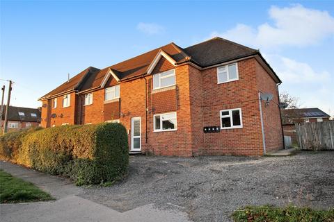 2 bedroom maisonette to rent, Edward Road, Alton, Hampshire, GU34