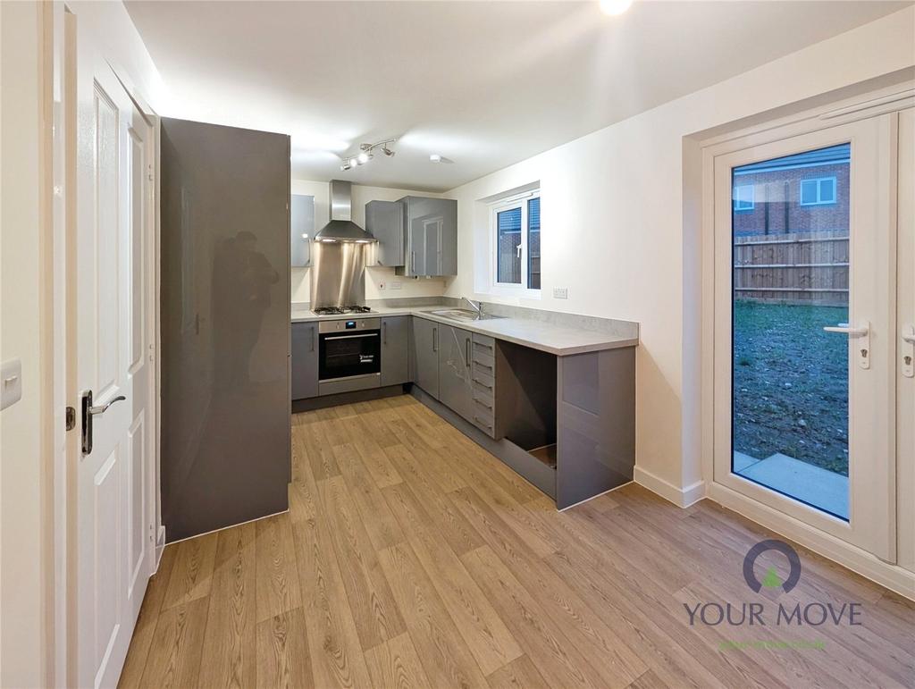 Kitchen/ Dining Room