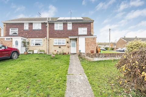 2 bedroom semi-detached house for sale, Strand Close, Meopham, Gravesend