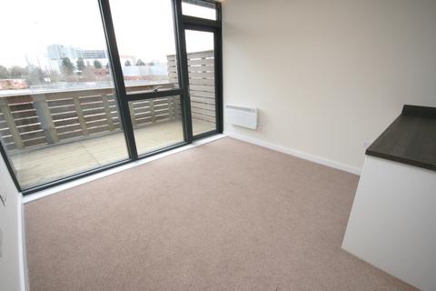 2 bedroom apartment to rent, Potato Wharf, Manchester M3