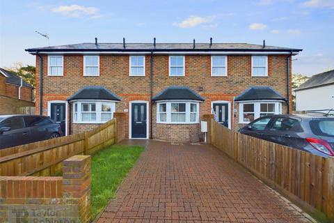 3 bedroom terraced house for sale, West Green, Crawley