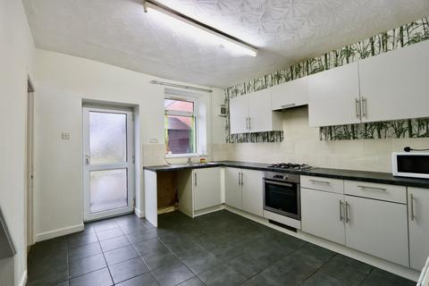 2 bedroom end of terrace house to rent, Jamesville, Cwmcarn, NP11