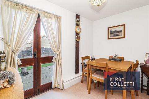 3 bedroom terraced house for sale, Box Lane, Hoddesdon