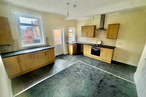 2 bedroom terraced house for sale, Scholefield Lane, Scholes, WN1 3LR