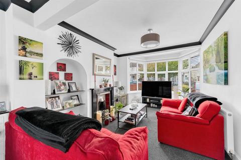 118 Greenview Avenue, Beckenham, BR3 3RU