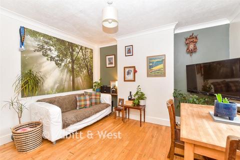undefined, Gladys Avenue, Cowplain, Waterlooville, Hampshire