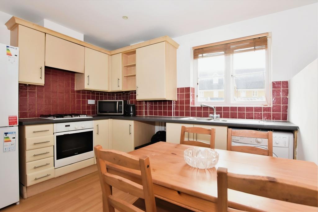 E747c7c1-kitchen